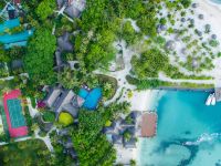 Luftaufnahme des Adaaran Select Hudhuran Fushi auf den Malediven – Veranstaltungsort des Kompaktkurses Tauchmedizin 2026