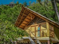 Bambusvilla im Sangat Island Dive Resort auf Palawan für den Kompaktkurs Tauchmedizin 2027