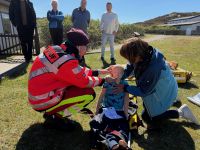 PALS Kindernotfall-Training mit Rettungsdienst und Simulationspuppe im Notfallmedizin-Kurs